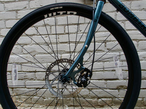 Bombtrack Gravel Adventure Pre-owned Bombtrack Arise SG Apex Size 54