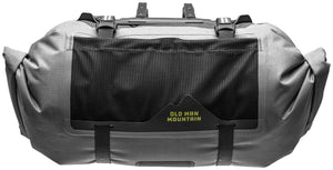 Old Man Mountain Handlebar/Stem Bags & Packs Old Man Mountain Manzanita 11L Side Loading Bag Black